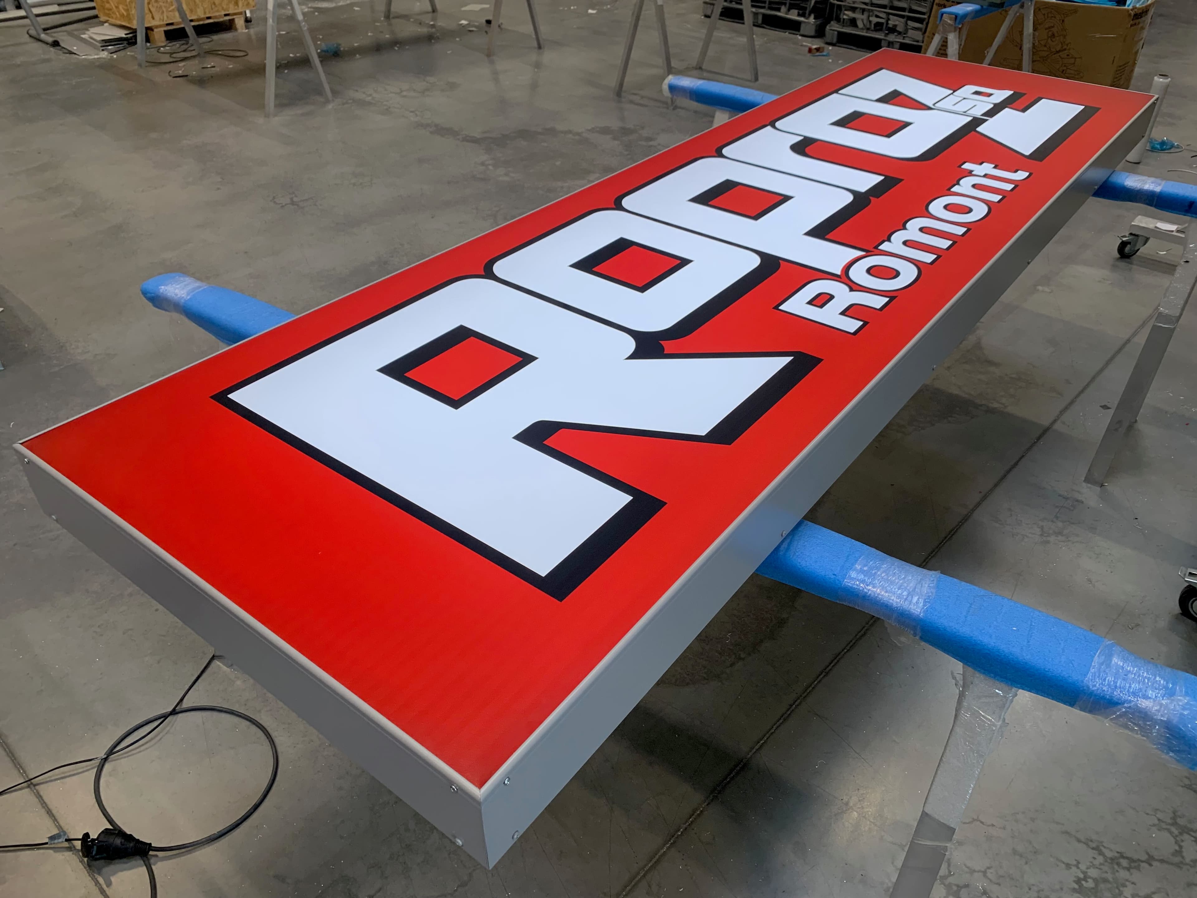 L4 Flex-Face Lightbox